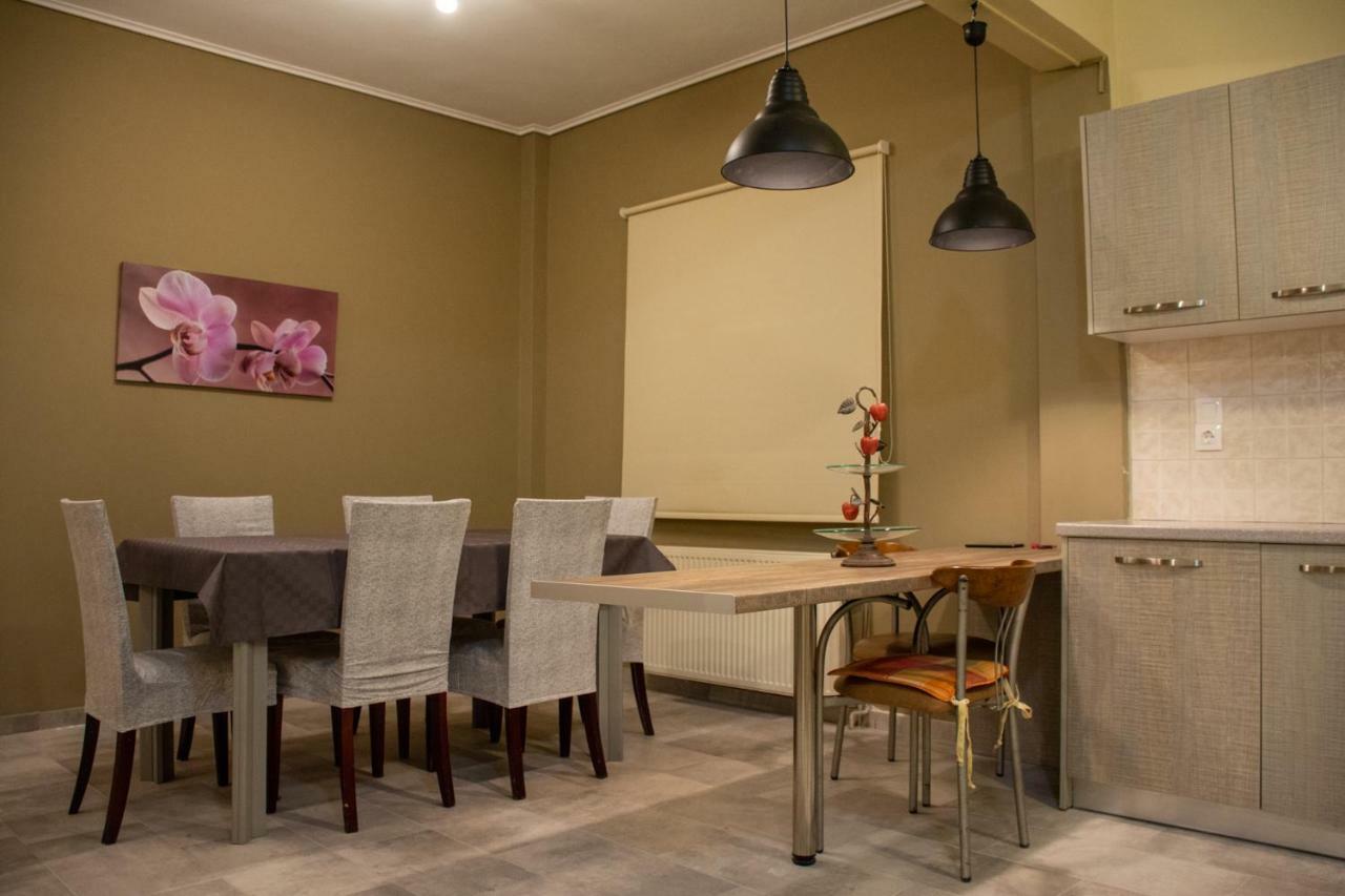 Апартаменти The Anchor - Next To The Port, Airport & Athens Рафіна Екстер'єр фото